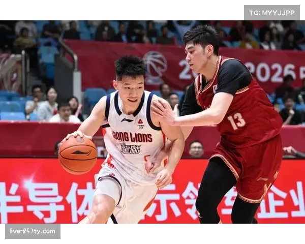 袁照耀本土三分王表现 广州锋线远投能力突出 袁照耀本土三分王表现 广州锋线远投能力突出